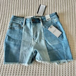 NWT JUDY BLUE STRETCH SHORTS